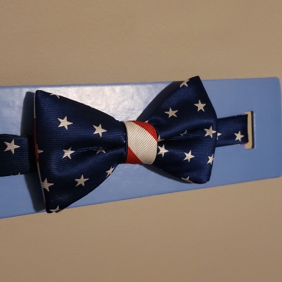Other - American flag reversible bow tie